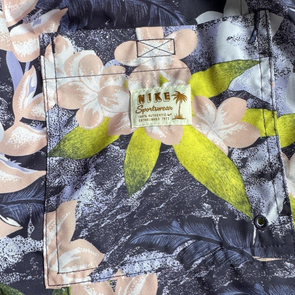 NWT Nike Original Men's Tropical Floral Print Shorts Size Small Breathable - Picture 4 of 9